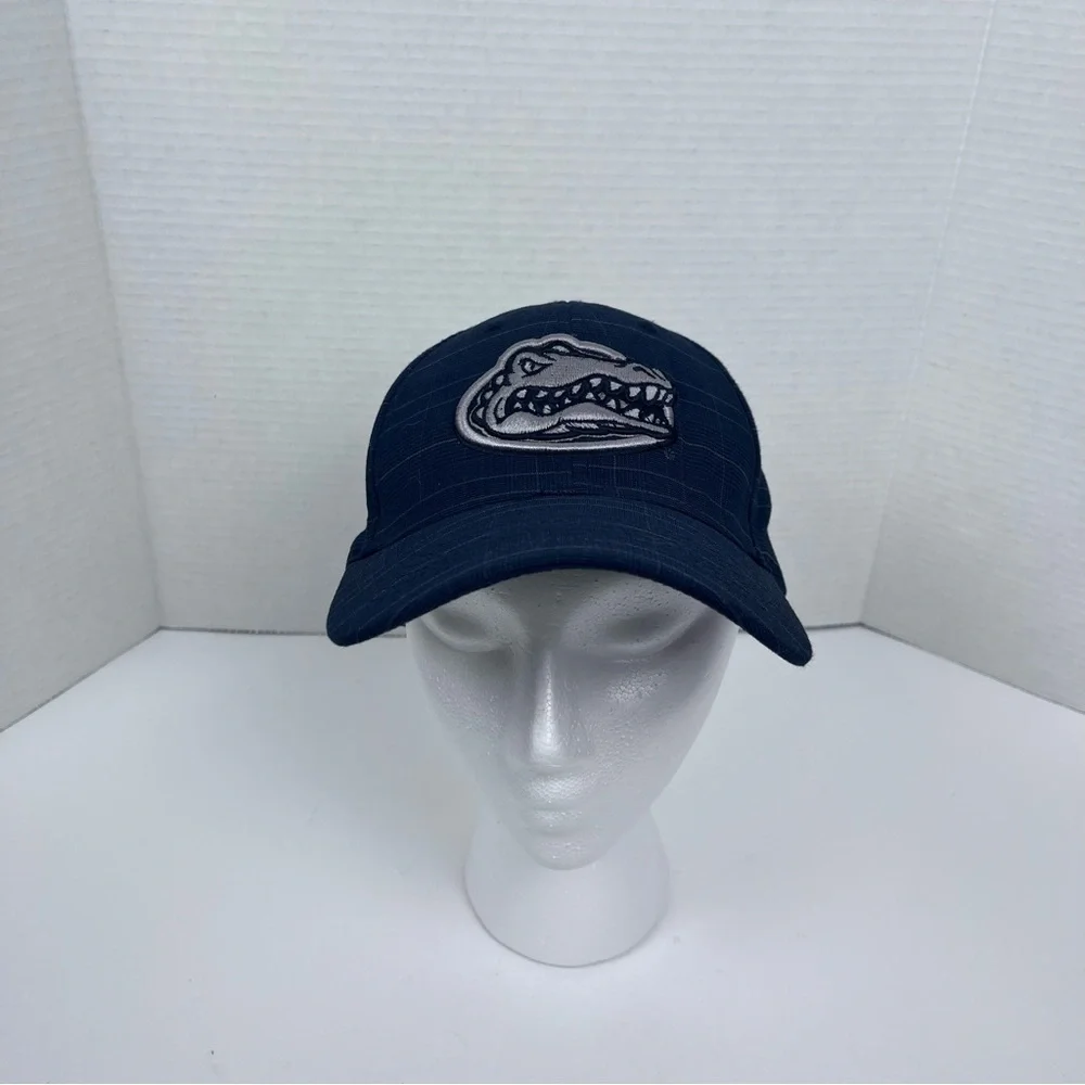 Captivating Headgear NCAA Florida Gators Adjustable Strap Back Baseball Cap OS